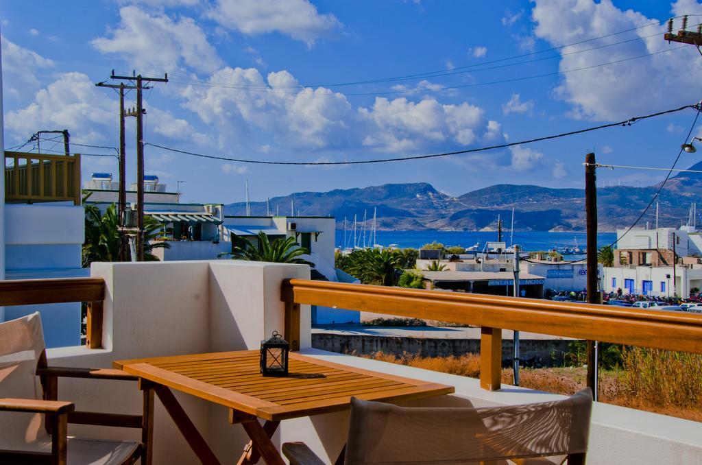 Aerolithos Hotel Adamantas  Room photo