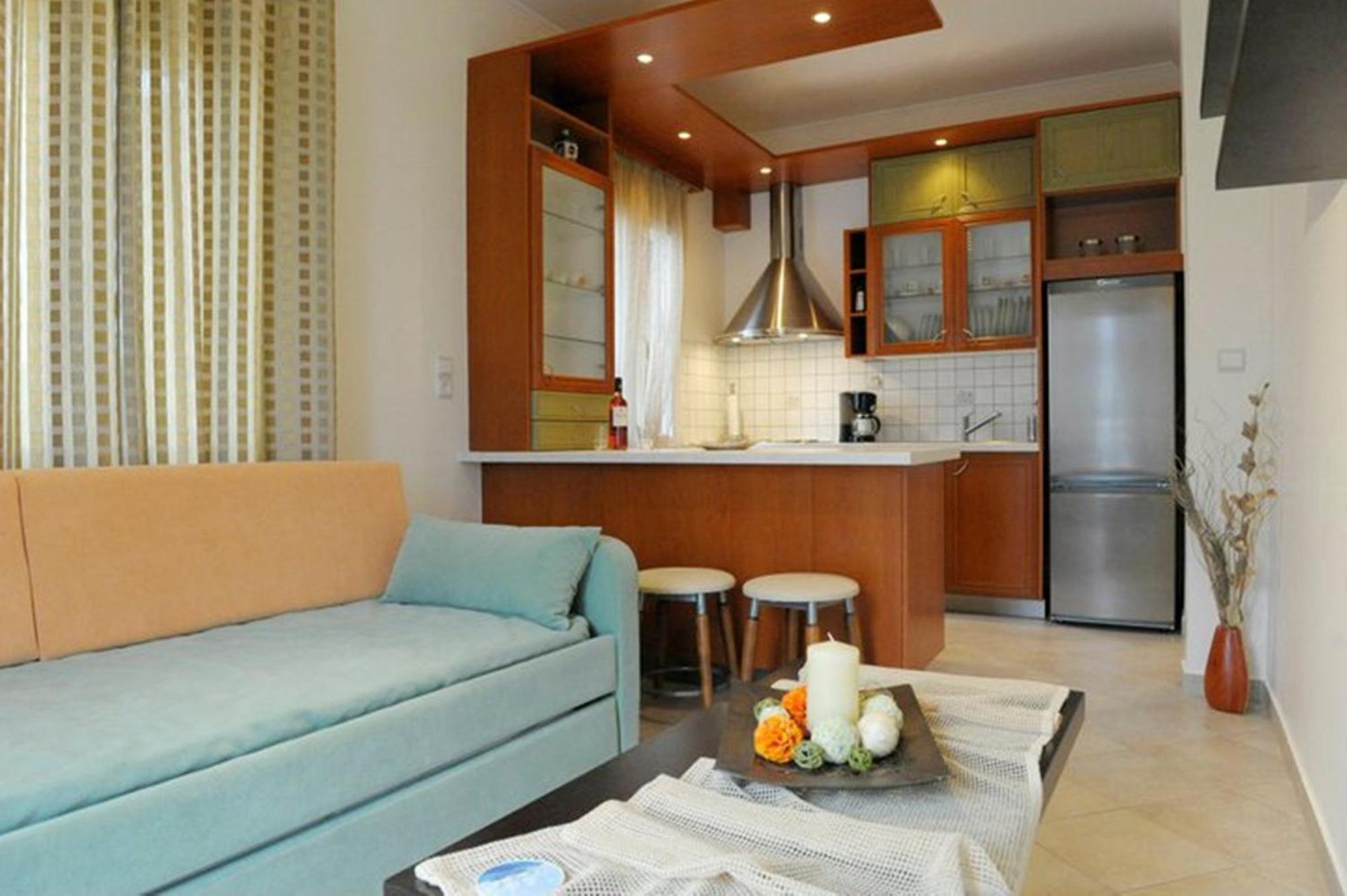Aerolithos Hotel Adamantas  Exterior photo